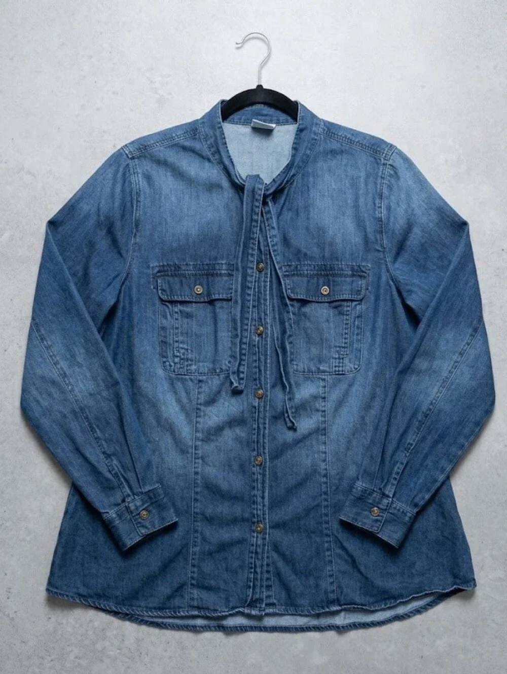 Cabi Waterfront Denim Shirt | Size XL - Picture 2 of 9